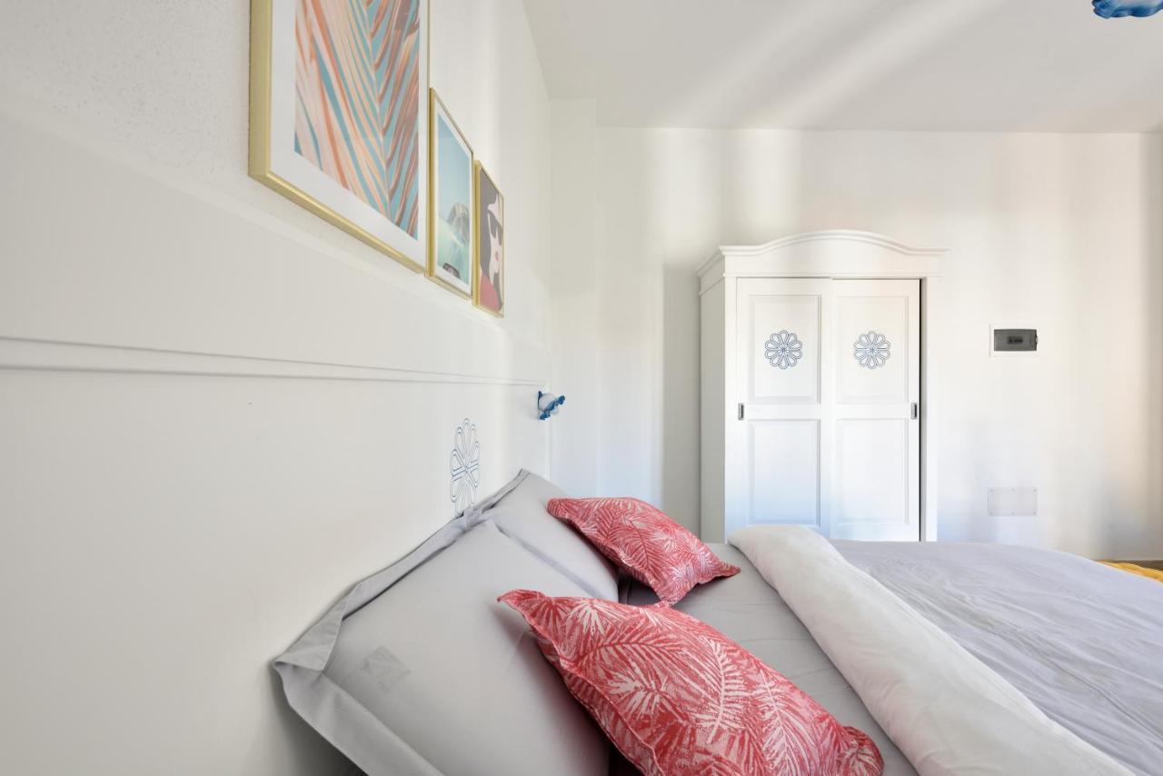 Inah Rooms Dorgali Ngoại thất bức ảnh